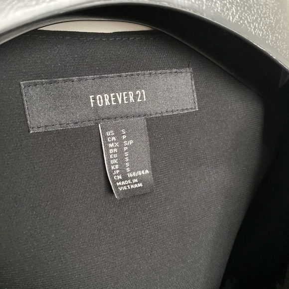 Forever 21 | Tailor Woven Blazer - Picture 11 of 13